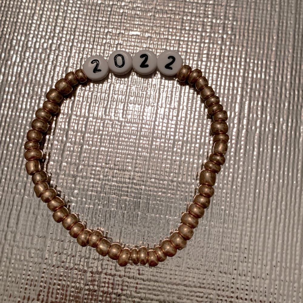 2022 Stretch Bracelet / gold color beads